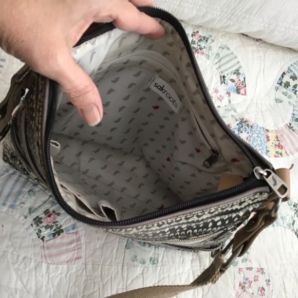 The Sak Sakroots Bohemian Crossbody Bag - Picture 6 of 7